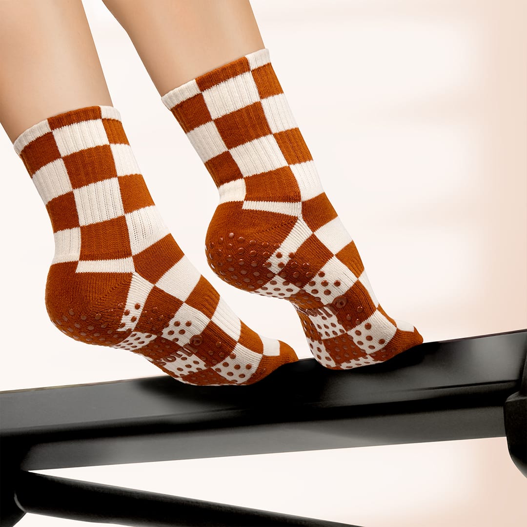 Elliosa Grip Checkered - Burnt Orange